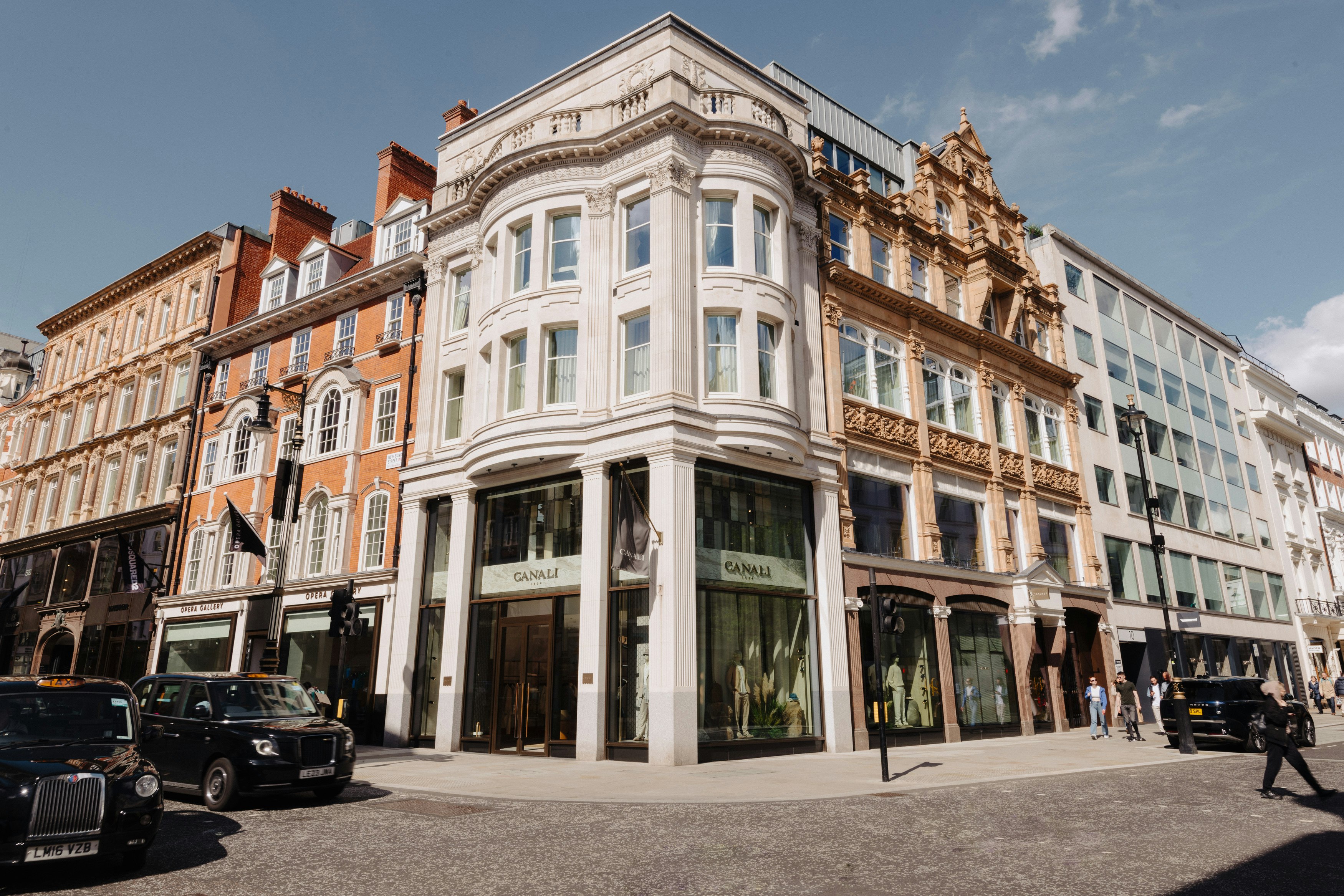 Bond street high res April24 cwarrendupuy2